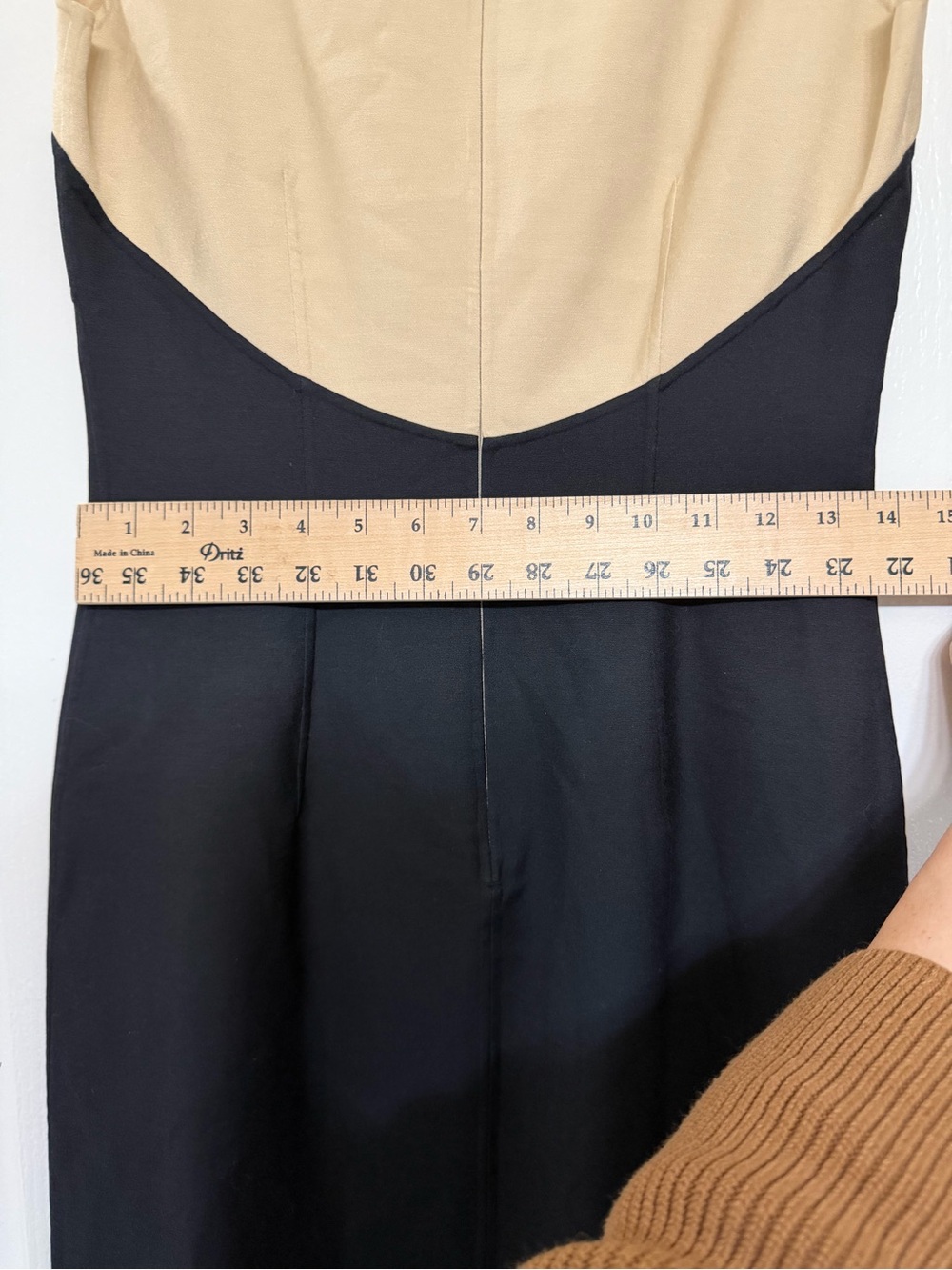 Michael Kors Collection Colorblock Sheath Dress Tan Black Made in Italy Silk - Picture 6 of 9